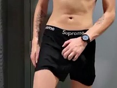 Μεγάλος πούτσος, Συνελήφθη, Χύσιμο, Ομοφυλόφιλος, Αυνανισμός, Pornstars, Ντουζ, Μόνος