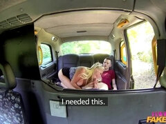 아마추어, 큰 가슴, 오랄섹스, 자동차, 도기스타일, 핸드잡, 야외의, 젖가슴