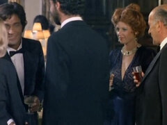 Azjatka, Duży kutas, Obciąganie, Wytrysk, Włochaty, Wielorasowy, Lesbijka, Markowy