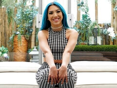 Grosser arsch, Grosser schwanz, Grosse titten, Blasen, Hundestellung, Pov, Dürr, Jungendliche (18+)