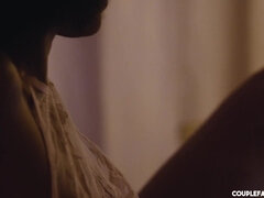 Duży tyłek, Obciąganie, Ciemna karnacja, Kobiety mężczyzna, Pokojówka, Cipka, Trójkąt, Cycki