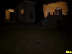 Grosser arsch, Grosser schwanz, Grosse titten, Schwarz, Blasen, Interrassisch, Polizei, Muschi