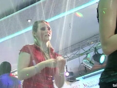 Noire, Blonde, Habillées, Fête, Actrice du porno, Satin, Echangistes, Mouillée