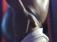 Cuarto de baño, Verga grande, Gordita, Pajear, Indio, Masturbación, Solo