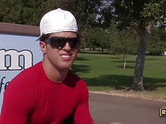 Prsatá, Puma, Stříkání spermatu, Na obličej, Fetiš, Honění, Milf žcbp, Sólo