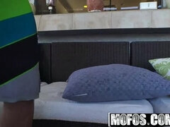 18 anni, Brunetta, Hardcore, Hd, Piccola, Calzini, Ragazza, Terzetto