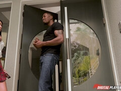 Grosser schwanz, Grosse titten, Blasen, Braunhaarige, Interrassisch, Natürlichen titten, Im freien, Tätowierung