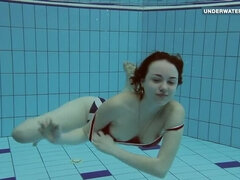 18 jahre, Strand, Nackt, Pool, Öffentlich, Russisch, Jungendliche (18+), Unter wasser