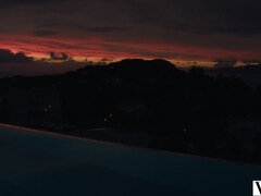 Asiatisk, Avsugning, Långt ner i halsen, Kkm, Mamma, Fitta, Trekant, Tuttar