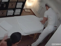 Czech Beauty Gets a Happy Ending Hardcore Massage - cumshot