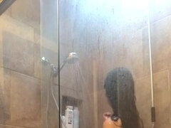 watch her shower - Big tits