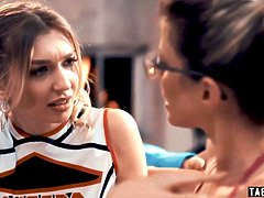 Suihinotto, Hd, Äiti jota haluaisin panna, Äiti, Luonnolliset tissit, Teini, Kolmen kimppa, Tissit