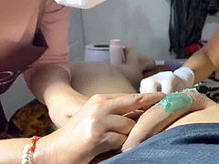 Любители, Азиатки, Большой член, Одетые девушки голые парни, Доктор, Огромный член, Чудовищные размеры, Подглядывание