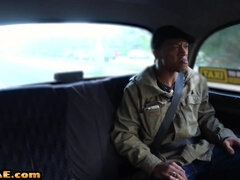 Brunette brune, Plantureuse, Voiture, Queue, Hd, Interracial, Mère que j'aimerais baiser, De plein air