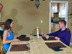 Lamer culo, Morena, Pareja, Corridas faciales, Fetiche, Cuadrupleta, Peludo, Lamidas