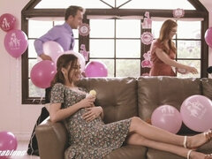 Πρωκτικό, Μεγάλα βυζιά, Μελαχροινή, Χύσιμο, Δαντέλα, Κοκκινομάλα