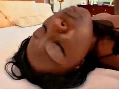 Velike joške, Črnke, Fafanje, Zunanji izliv, Temnopolti, Hardcore, Prvoosebno snemanje seksa, Joške