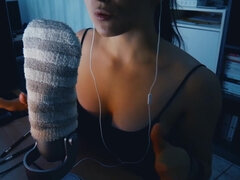 Amatør, Store bryster, Brunette, Fransk, Hd, Naturlige bryster, Pov, Teenager