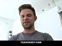 Stor kukk, Blond, Kukk suging, Sperm skott, Hardcore, Tynn, Tenåring, Pupper