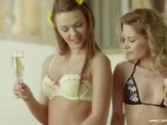 Amatör, Extrem, Fingering, Lesbisk, Mogen, Milf, Leksaker