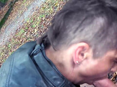 Kukk suging, Brunette, Pikk, Ansiktssperm, Hardcore, Moden, Utendørs, Offentlig