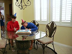 Stellung 69, Geile alte tussi, Spermaladung, Aufs gesicht abspritzen, Gruppe, Lecken, Reif, Milf