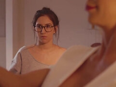 Lieveling, Grote mammen, Blond, Vingeren, Hd, Lesbisch, Moeder die ik wil neuken, Ouderwets