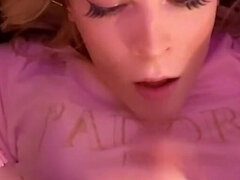 Amateur, Grosse bite, Blonde, Sucer une bite, Éjaculer dans la bouche, Tir de sperme, Jeunes transsexuelles thaïlandaises, Solo