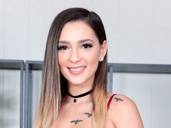 Obciąganie, Wytrysk do ust, Wytrysk, Lizanie, Punkt widzenia, Tatuaż, Nastolatki, Cycki