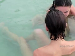 Bruinharig, Harig, Latijnse vrouw, Natuurlijk, Tepels, Geschoren, Lang, Tatoeage