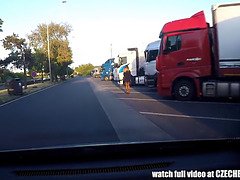 Μεγάλα βυζιά, Βρώμα, Αυτοκίνητο, Χύσιμο, Τσέχα, Ηδ, Πραγματικότητα, Φωνάζοντας