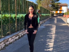 Lieveling, Grote mammen, Pijpbeurt, Bruinharig, Moeder die ik wil neuken