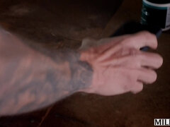 Kuřba, Brunetka, Dávení penisem, Na pejska, Sezeni na obličeji, Honění, Výprask, Milf žcbp