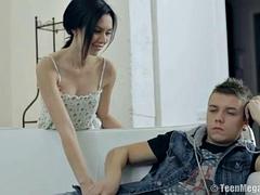 Минет, Брюнетки, Семяизвержение, Тощие, Молоденькие