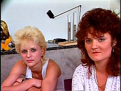 Enthousiasteling, Blond, Duits, Lesbisch, Moeder die ik wil neuken, Roodharige vrouw, Tieten likken, Oud