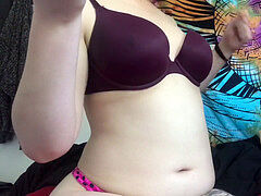 lush girl eats entire pizza and cinnamon tucks