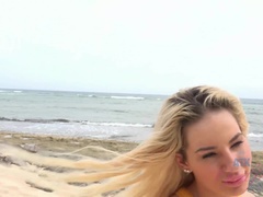 Leie, Strand, Freundin, Öl, Orgasmus, Pov, Öffentlich, Titten