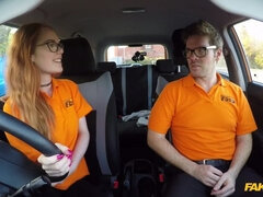 Enthousiasteling, Pijpbeurt, Auto, Hondjeshouding, Vingeren, Buiten, Gezichtspunt, Kut duiken