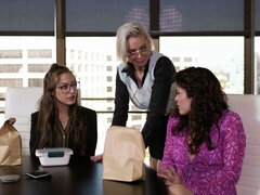 Líbání, Lesbické, Výprask, Spodní prádlo, Masturbace, Pička, Odstraňování, Kozičky