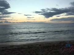 Amatorka, Tyłek, Plaża, Obciąganie, Stopy, Obciąganie stopami, Punkt widzenia, Cipka