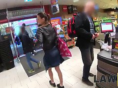 Adelle unicorn gets punished for shoplifting by security officer in the market