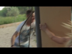 Blondine, Par, Creme tærte, Udendørs, Fisse, Sutte, Tatovering, Oppe i nederdel