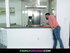 FamilyOrgasm.com u23e9 Indiscreet Stepmom Fucking with Stepson and Dad Does not Note it... Carmela Clutch, Peter Green