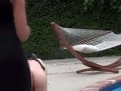 Blond, Brunette, Cfnm, Dominerende kvinne, Fotfetisj, Hæler, Slave