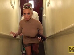 Stora tuttar, Avsugning, Bystig, Par, Doggystyle, Mogen, Milf, Rakad