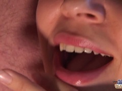 Duże cycki, Obciąganie, Obciąganie, Masturbacja, Naturalne cycki, Rudowłosa, Nastolatki, Trójkąt