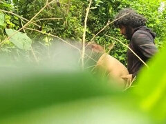 Ázsiai, Cumizás, Hd, Indiai, Csókolózás, Mellbimbók, Szabadban, Nyilvános