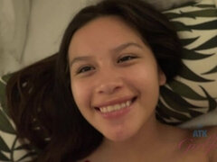 Amateur, Plage, Bikini, Brunette brune, Éjaculation interne, Petite amie, Culottes ou slips, Maigrichonne