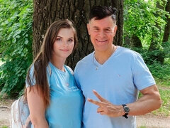 Gros cul, Sucer une bite, Brunette brune, En levrette, Branlette thaïlandaise, Pov, Chatte, Tatouage