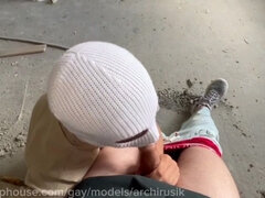 The Construction Worker Freaked Out and Filled His Boss's Mouth Full of Cum in Public.